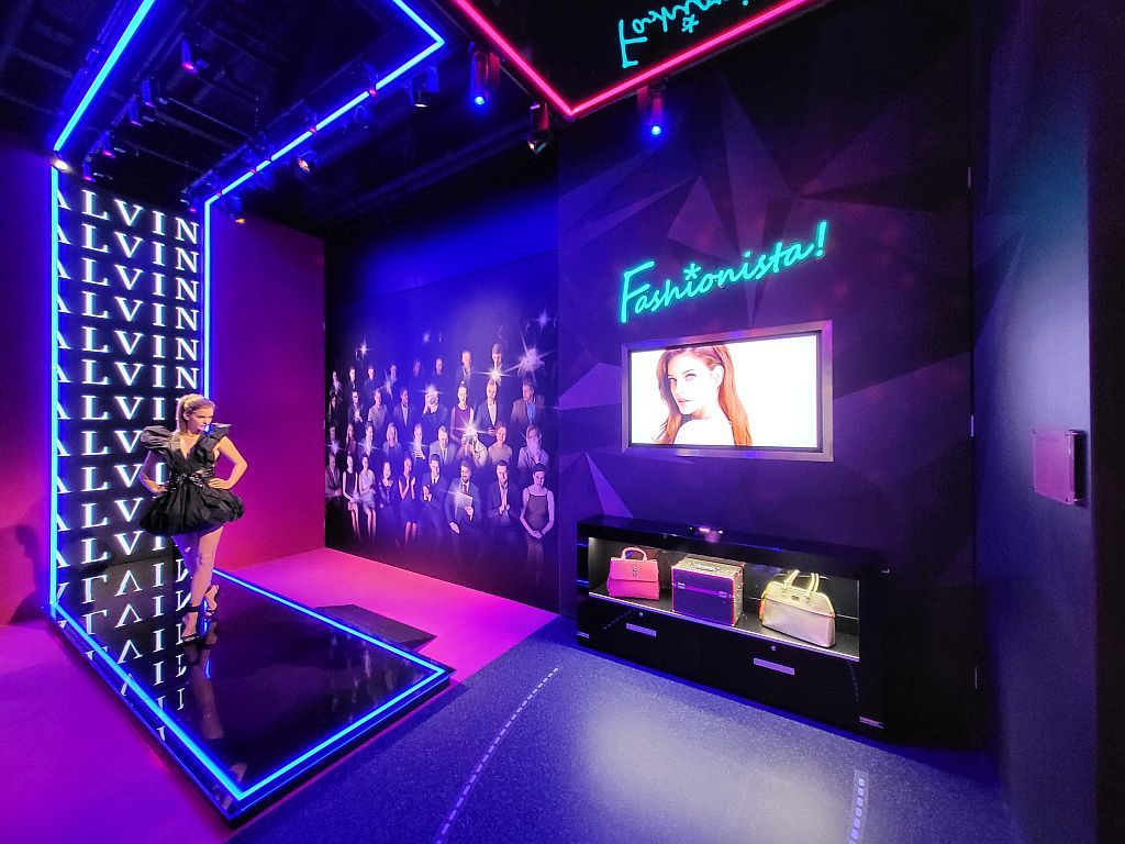 Madame Tussauds Budapest - ecran LED, podea LED și procesor video sistem de control proiectare și execuție 17