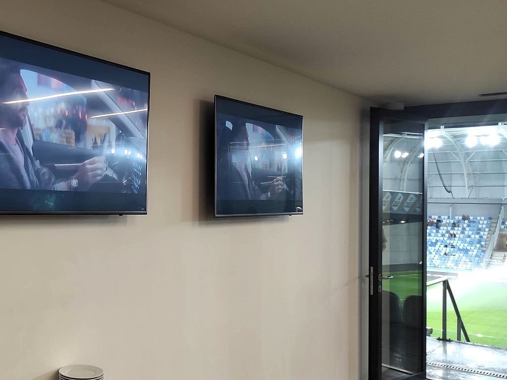 Noul stadion Hidegkuti Nándor: Proiectare și implementare - tabelă de marcaj ecran cu LED-uri, operarea echipamentelor LED perimetru și Sistem Digital Signage 15