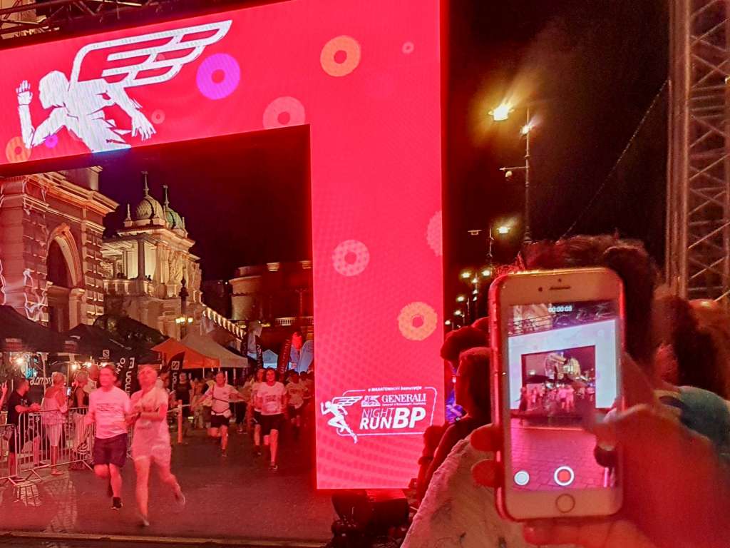 Generali Night Run Budapest / Installation of outdoor LED perimeter and LED scoreboard