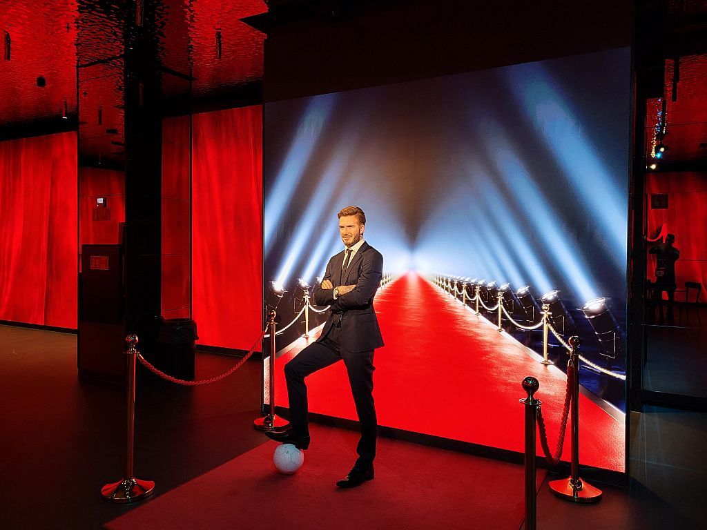 Madame Tussauds Budapest - LED wall, LED floor and video processor control system design and construction 17