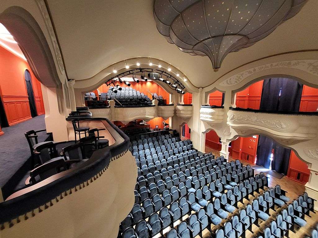 Revolving Stage and Orchestra Pit Lowering System 3D Design, Production and Installation 15
