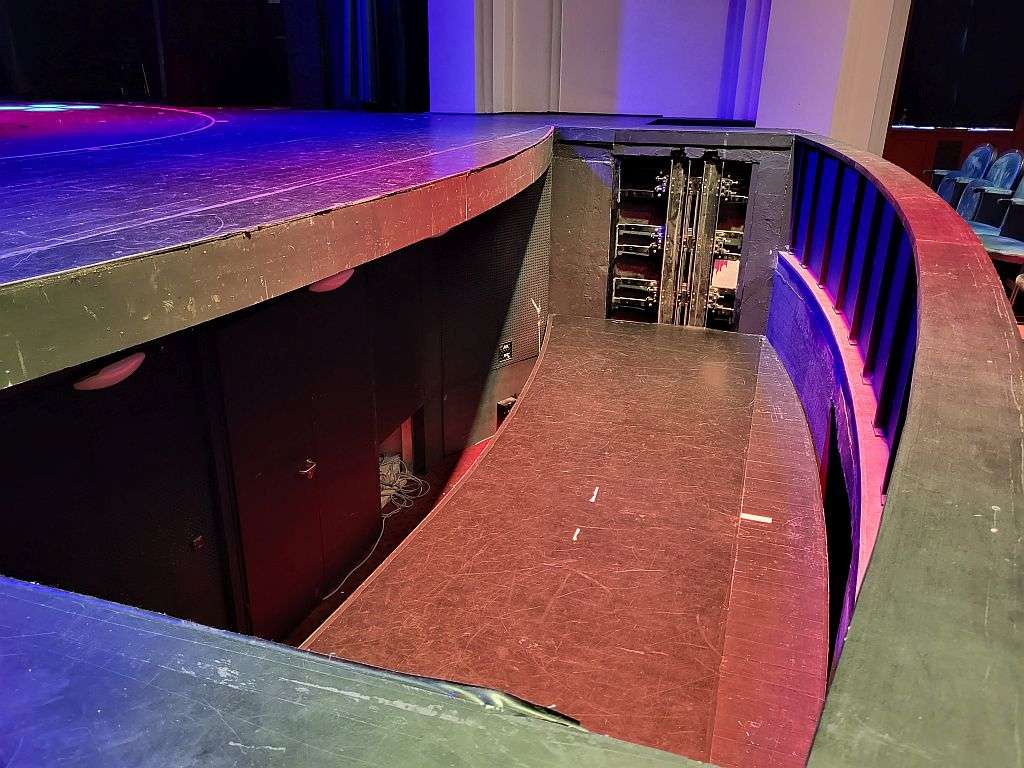rotating stage design